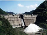 Lofty dam