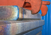 Labour model Huangxiaoping, is prized by the nonferrous metal committee of China